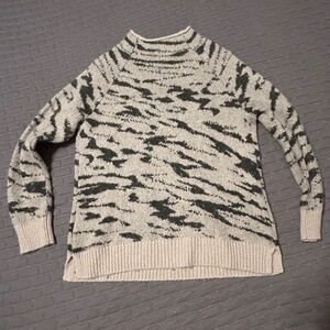 Madewell Cream & Sage Green Alpaca Sweater-M